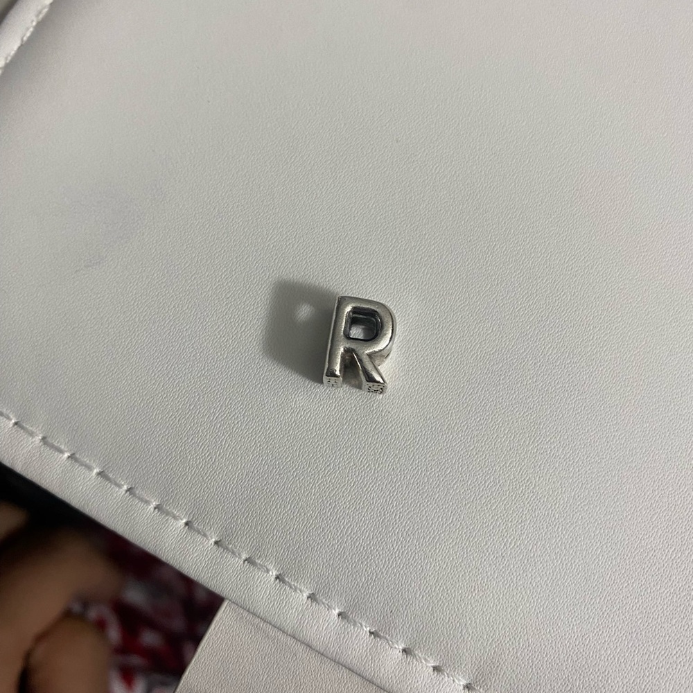 Pandora letter R charm original